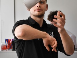 6