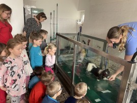 Děti z MŠ na veterině
